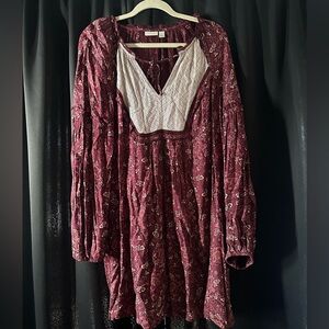Floral burgundy dress
